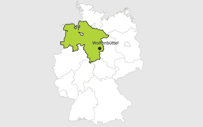 Karte von Deutschland mit grün markiertem Niedersachsen. Punkt zeigt Wolfenbüttel.